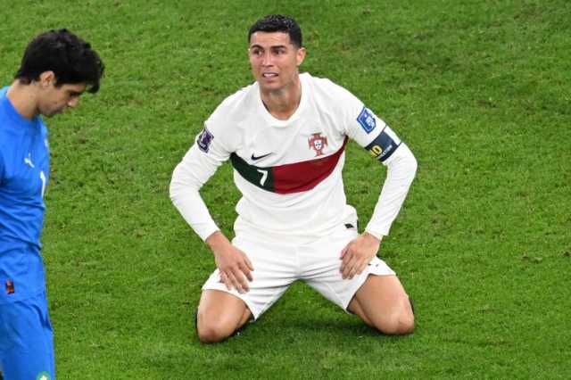 اللاعبون الأكثر تأثرا وشغفا في تاريخ كرة القدم