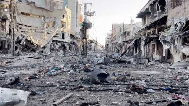 قصف إسرائيلي مكثف على غزة وشهادات عن قتل وتعذيب نازحين