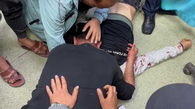 قصف مكثف لمواقع بغزة وانسحاب جزئي لقوات الاحتلال