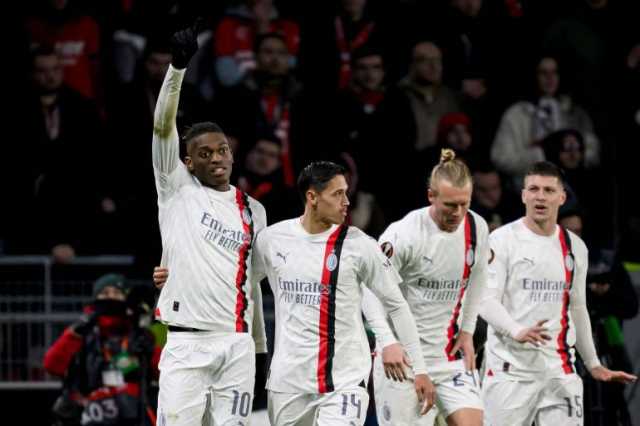 ميلان وبنفيكا يتأهلان لثمن نهائي الدوري الأوروبي