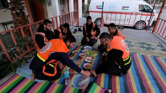 رجال الإسعاف والدفاع المدني في غزة خلال رمضان بين نداء الواجبين