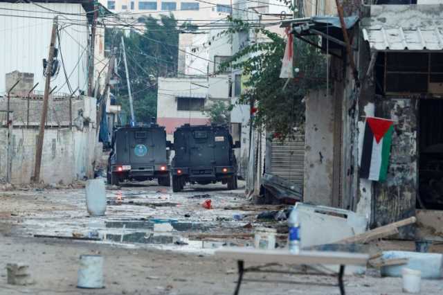 إضراب متواصل في جنين والاحتلال يعتقل 12 فلسطينيا بالضفة