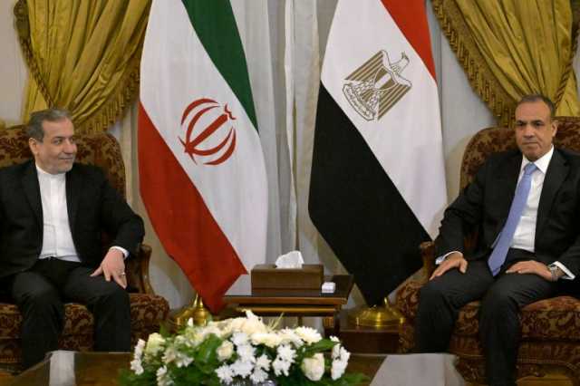 خبراء إيرانيون يقرؤون الوساطة المصرية بين طهران والوكالة الذرية