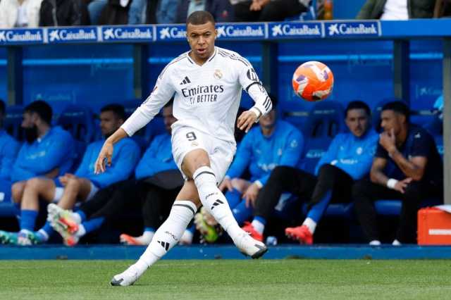 مدير سابق لبرشلونة يشكك في أرقام مبابي مع ريال مدريد