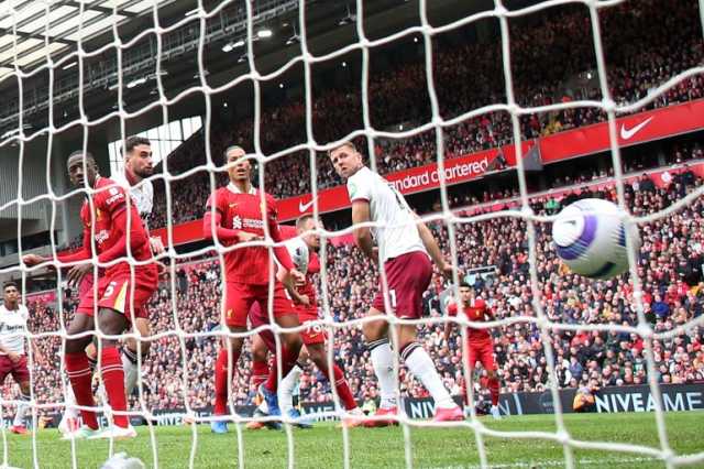 ليفربول يهزم ويست هام ويقترب من التتويح بلقب البريميرليغ