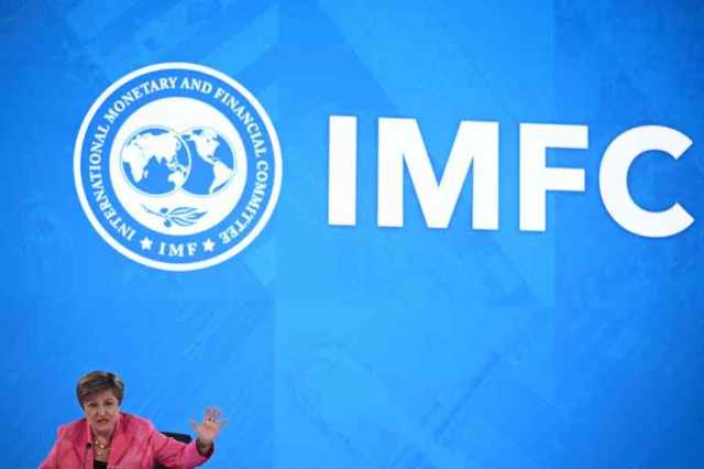 أوغندا تسعى لاقتراض 675 مليون دولار من صندوق النقد