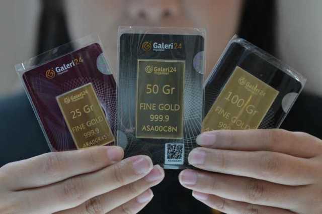 لماذا يرتفع الذهب بعد خفض الفائدة؟ وما مستقبل الدولار؟