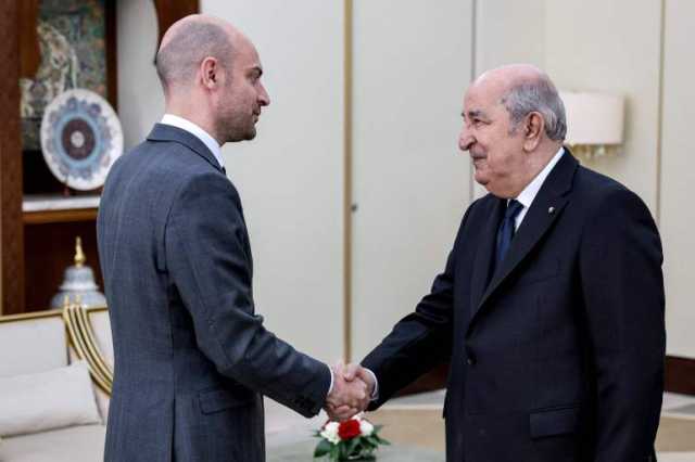 وزير خارجية فرنسا يبحث في الجزائر إزالة التوتر