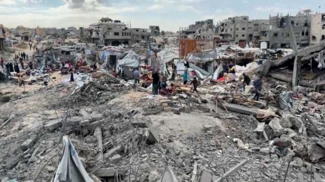 الاحتلال يواصل قصف خيام النازحين بغزة ويستهدف مستشفى ميدانيا