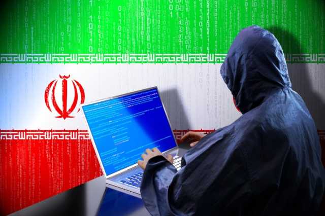 إيران تحبط هجوما إلكترونيا وتواصل محاولاتها لإطفاء حريق ميناء رجائي