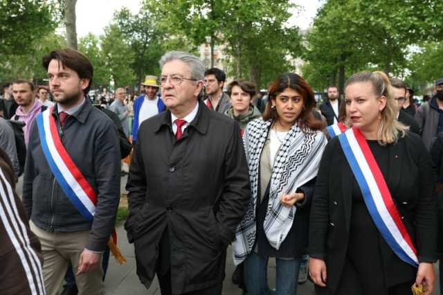 باحث فرنسي: هكذا تغير المشهد الإسلامي في فرنسا بعد عقد من هجمات 2015