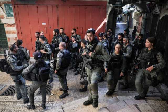 الاحتلال يحول القدس لـثكنة عسكرية ومستوطنون يهاجمون قرية فلسطينية