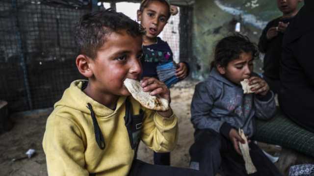 الحرب والحصار يعيدان أمراضا اختفت عالميا إلى أطفال غزة