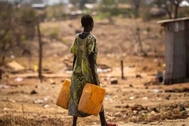 النساء يدفعن الثمن الأكبر لموجات الحر في جنوب السودان