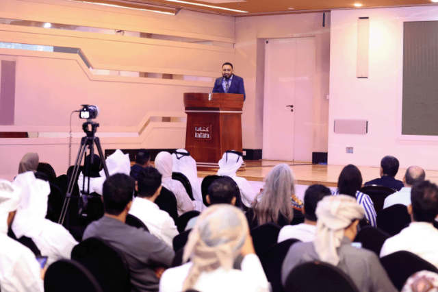 رسائل حب من اليمن إلى قطر قصائد الشاعر بعداني تضيء كتارا