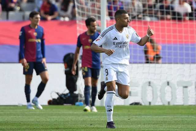 4 لاعبين سجلوا هاتريك ضد برشلونة هذا الموسم وخسرت فرقهم
