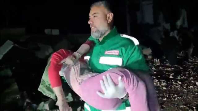 حصيلة جديدة للشهداء وإسرائيل توافق على خطة للبقاء بقطاع غزة