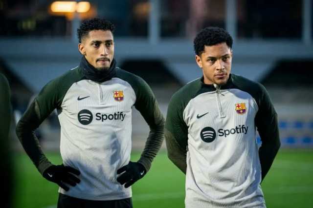 رافينيا يكشف كواليس بكاء فيتور روكي قبل رحيله عن برشلونة