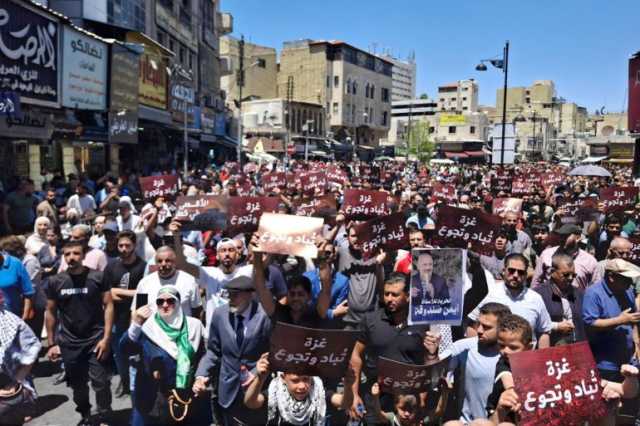 حشود أردنية تدعو لوقف الإبادة بغزة ومواجهة اقتحامات الأقصى