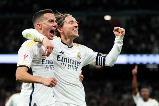 عقد غريب لمودريتش وفاسكيز في كأس العالم للأندية