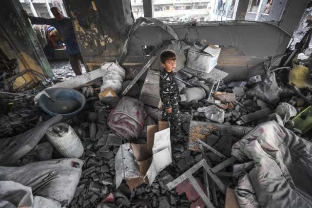 33 شهيدا خلال 24 ساعة بغزة وأزمة حادة بالمستشفيات