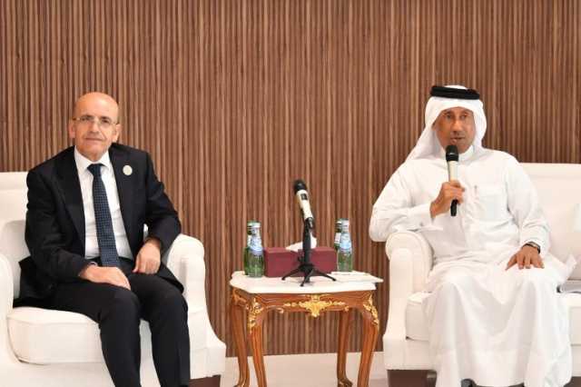 مؤسس بلومبيرغ الإعلامية: قطر نموذج اقتصادي رائد