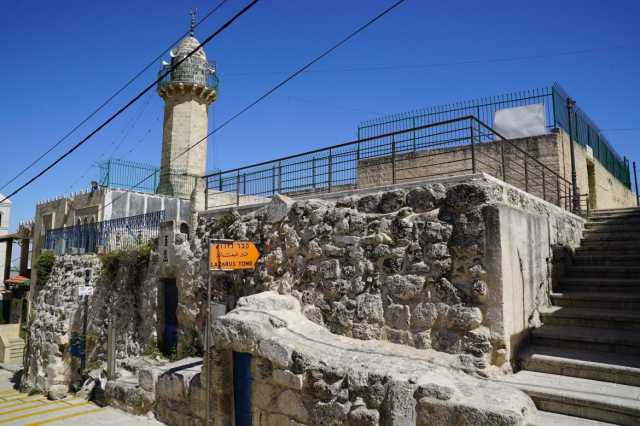 بالصور.. حكاية قبر أليعازر في القدس