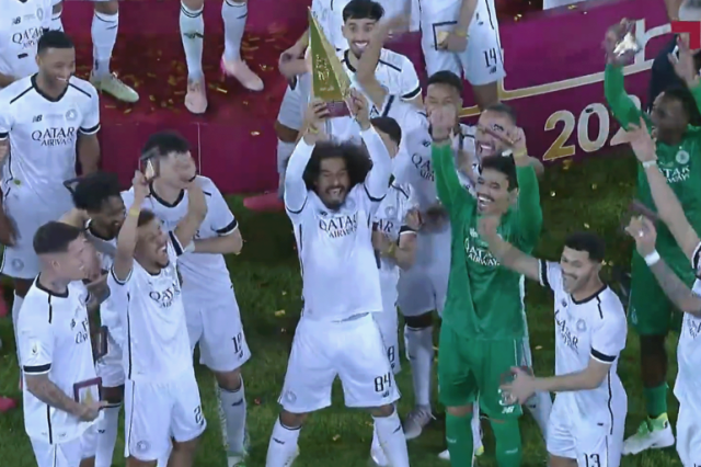 السد يهزم الدحيل بركلات الترجيح ويتوج بكأس قطر