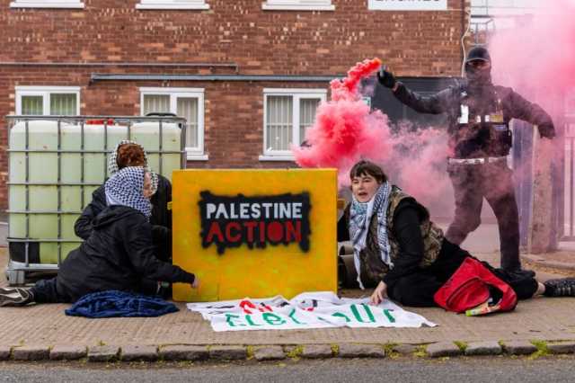 بحظر حركة فلسطين أكشن.. هل أعادت بريطانيا تعريف مكافحة الإرهاب؟