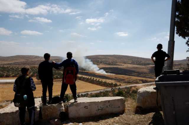 إصابة فلسطينيَّين في اقتحامات الاحتلال بالضفة ومستوطنون يهاجمون مزارعين