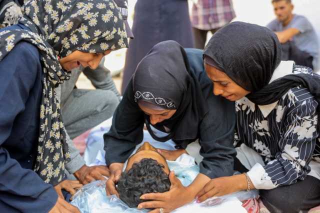 مزيد من شهداء المساعدات في غزة بمجزرة جديدة