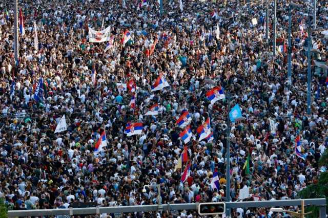 مظاهرات تطالب بإسقاط الرئيس الصربي بشبهة فساد