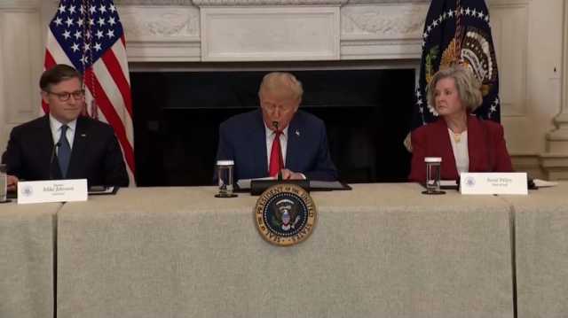 طهران تتمسك بـتخصيب اليورانيوم وترامب يبحث إستراتيجيته ضدها