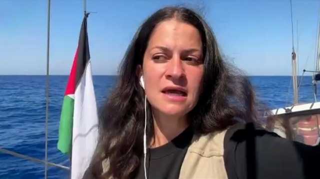 مادلين تقترب من السواحل المصرية ورسائل للعالم من على متنها لدعم غزة