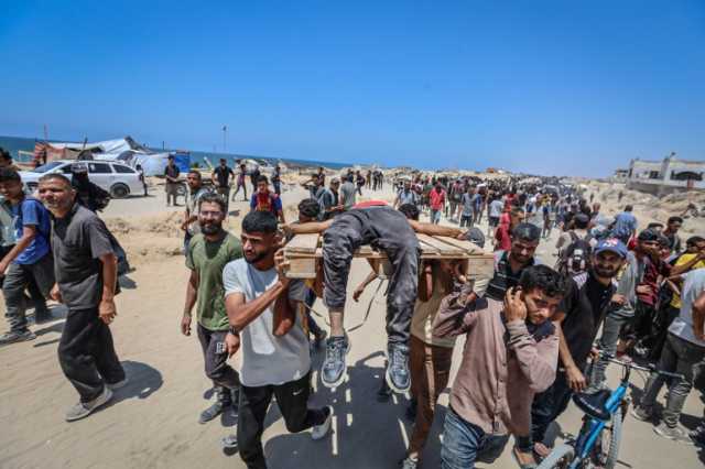 منظمات أممية: حياة الفلسطينيين بغزة تنهار وآلاف الشاحنات على الأبواب