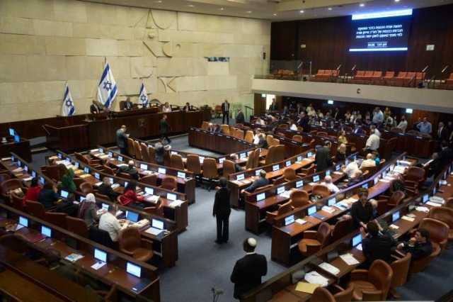 فرض السيادة الإسرائيلية على الضفة يقوّض السلطة ويهيئ لكيانات بديلة