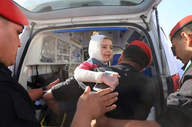 أسر غزة لا تجد قوت يومها وتحذيرات أممية من نفاد الوقود