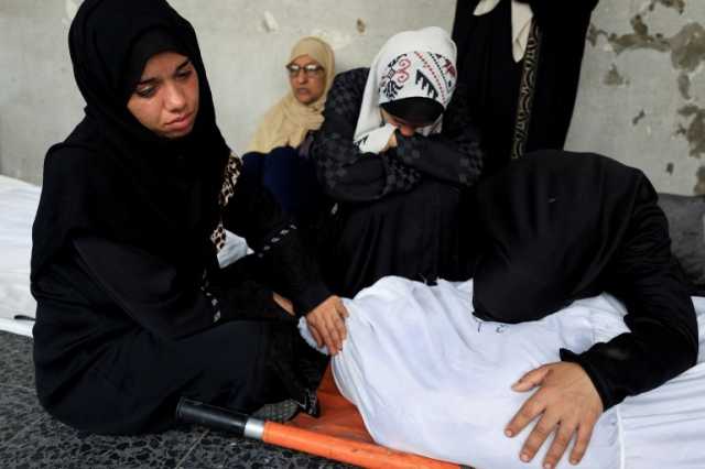 عشرات الشهداء في غزة والاحتلال يستهدف محطة تحلية مياه