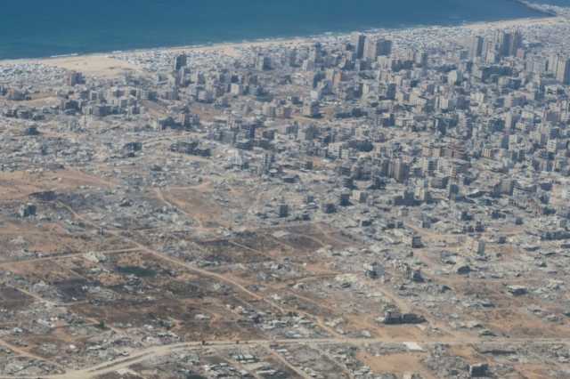 إسرائيل تمنع القوات المشاركة في إنزال المساعدات من تصوير دمار غزة