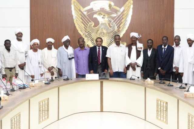 هل تتفق تيارات حزب الأمة السوداني بعد لقاء رئيس الوزراء؟