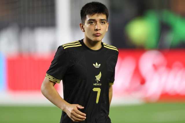 لاعب أصغر من لامين جمال يقود المكسيك إلى نهائي الكأس الذهبية