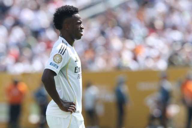 بيريز رئيس ريال مدريد يحدد بديل فينيسيوس