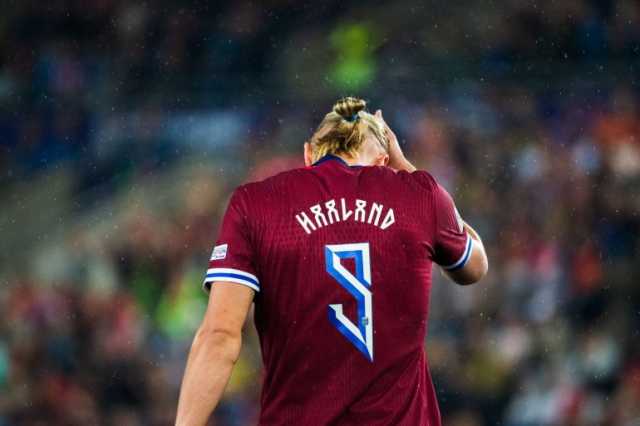 عادة تقليدية دفعت هالاند لتغيير اسم قميصه مع منتخب النرويج