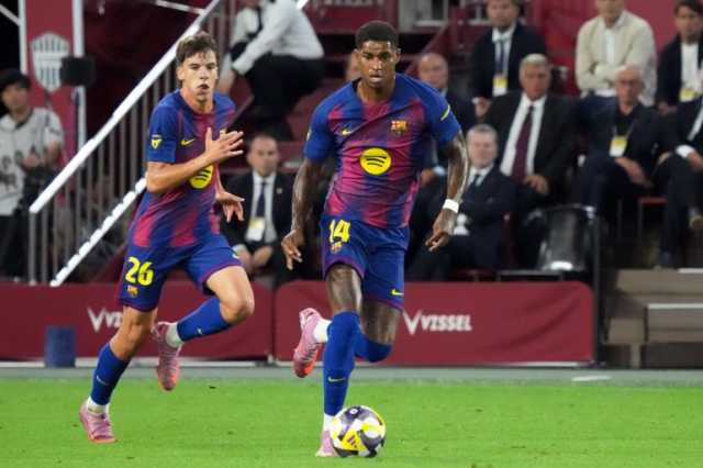 شاهد.. راشفورد يتألق ويسجل أول أهدافه مع برشلونة