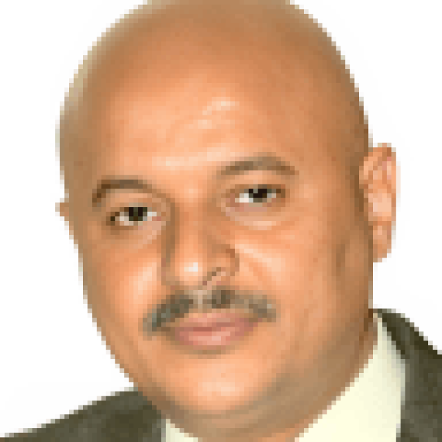 المهرج الرقمي والمغرور على منصات التواصل