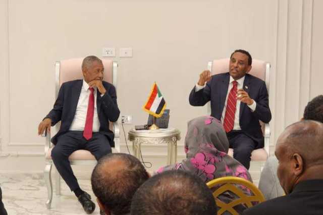 كامل إدريس: الحكومة السودانية ستعود للخرطوم قبل نهاية أكتوبر