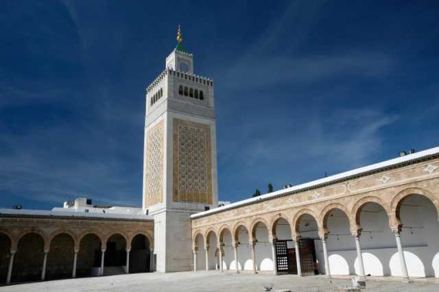جامع الزيتونة من محراب صلاة إلى جامعة للعلماء
