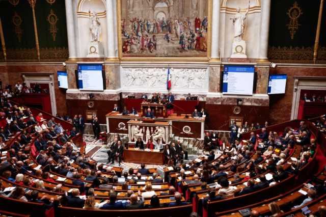 إسقاط الحكومة الفرنسية.. فصل جديد في معادلة سياسية غير مستقرة