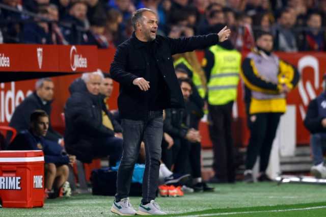 فليك مدرب برشلونة يلجأ لحل غريب لتعويض غياب بالدي أمام إنتر