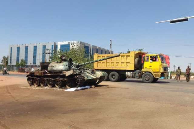 غارات للجيش السوداني على الفاشر وموجة نزوج في الجنوب